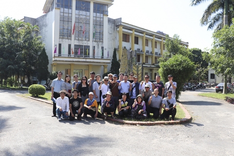 Đoàn Hội Nông dân Hàn Quốc tới thăm Viện Nghiên cứu Ngô
